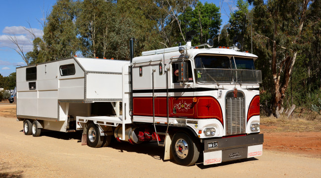 Обои картинки фото автомобили, kenworth, тягач, седельный, грузовик, тяжелый