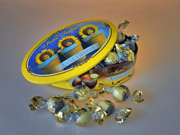 Обои картинки фото бренды, - другое, конфеты