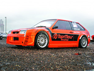 Картинка автомобили выставки уличные фото