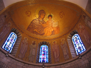 Картинка интерьер убранство роспись храма