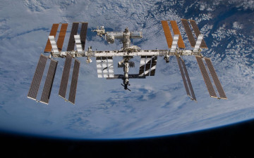 Картинка космос космические корабли станции