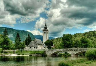 Картинка словения города -+мосты холмы облака здания деревья трава водоем