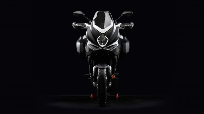 Обои картинки фото 2018 mv agusta turismo veloce 800 lusso scs, мотоциклы, mv agusta, черный, фон, мотоцикл, veloce, 800, lusso, scs, turismo, 2018, mv, agusta