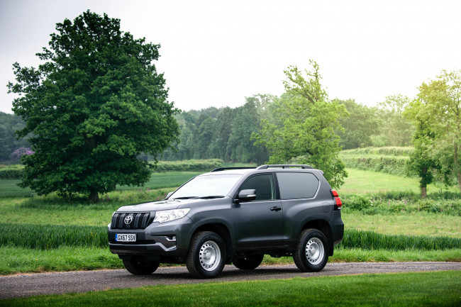 Обои картинки фото автомобили, toyota