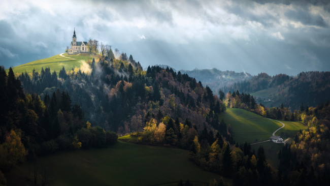 Обои картинки фото города, - католические соборы,  костелы,  аббатства, костел