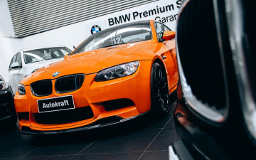 Картинка bmw+m3 автомобили bmw оранжевый машины салон