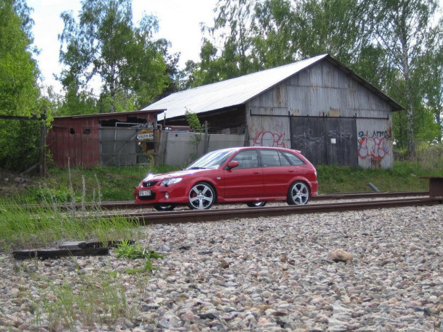 Обои картинки фото mazda, 323f, автомобили