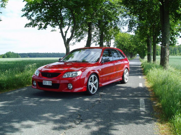 Обои картинки фото mazda, 323f, автомобили