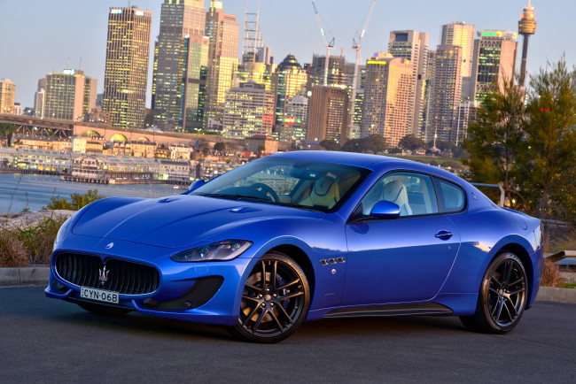 Обои картинки фото автомобили, maserati, 2015г, mc, sportline, голубой, turismo, gran