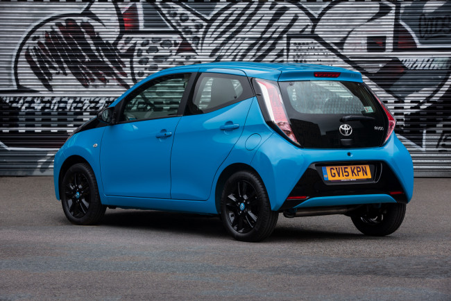 Обои картинки фото автомобили, toyota, x-cite, голубой, 2014г, aygo, uk-spec, 5-door