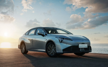 Картинка автомобили gac aion s plus 4k побережье 2021 года электромобили китайские