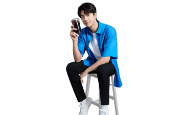 обоя мужчины, wang yi bo, актер, певец, напиток, табуретка