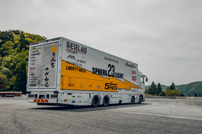 Обои картинки фото автомобили, mitsubishi trucks, lbwk