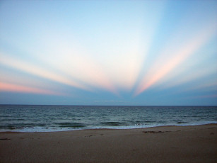 Картинка противосумеречные лучи природа