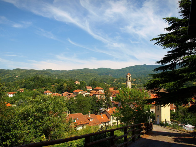 Обои картинки фото sassello, italy, города, пейзажи