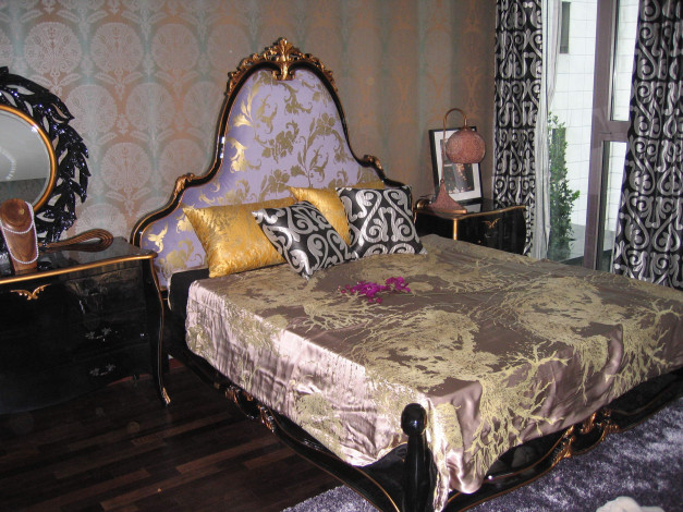 Обои картинки фото интерьер, спальня, подушки, кровать