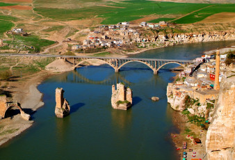 Картинка hasankeyf turkey города мосты дома река мост