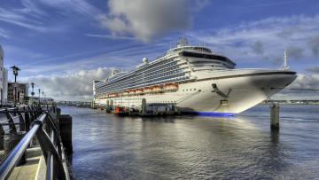 Картинка caribbean+princess корабли лайнеры круиз причал океанский лайнер