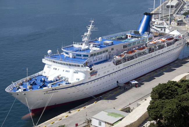 Обои картинки фото golden iris, корабли, лайнеры, океанский, лайнер, причал, круиз