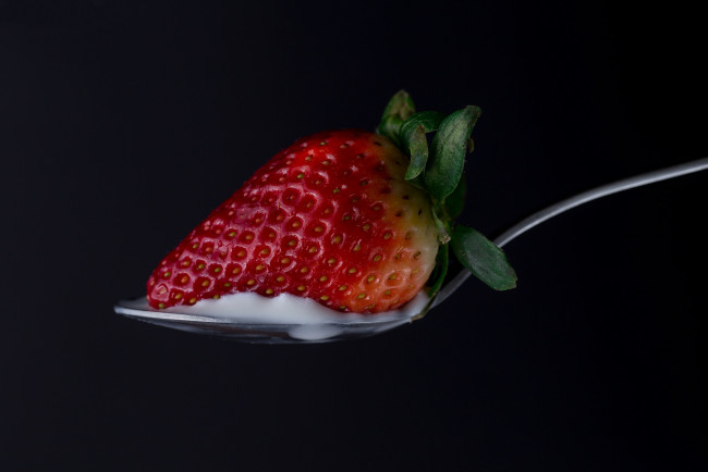 Обои картинки фото еда, клубника,  земляника, снедь