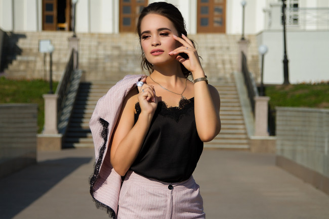 Обои картинки фото девушка, девушки, -unsort , брюнетки, темноволосые, модель, айсылу, шайхутдинова