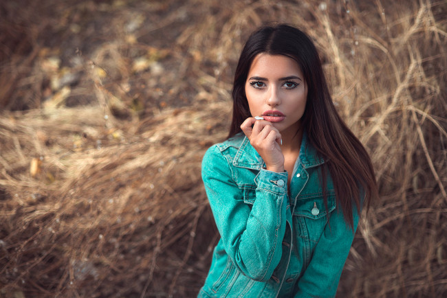 Обои картинки фото девушка, девушки, -unsort , брюнетки, темноволосые, модель, marianna bafiti