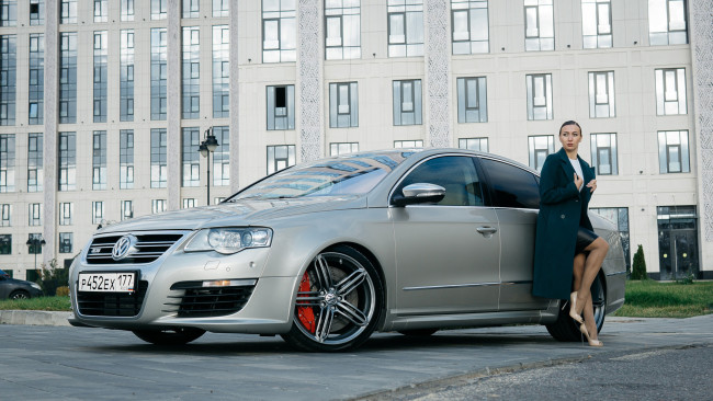 Обои картинки фото автомобили, -авто с девушками, volkswagen, passat