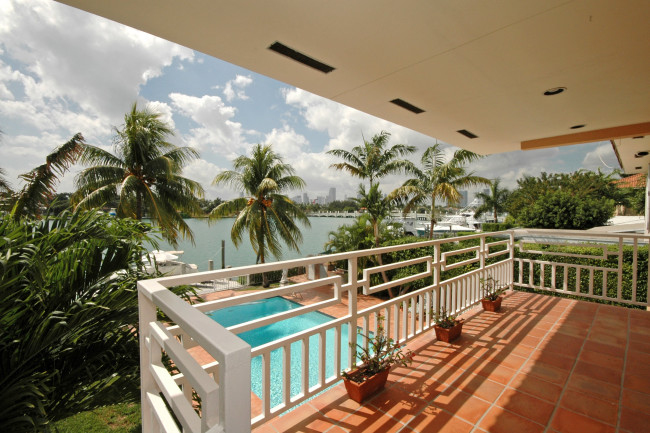 Обои картинки фото интерьер, веранды, террасы, балконы, пальма, балкон