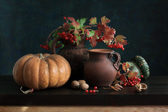 Картинка еда натюрморт кувшин калина тыква орехи