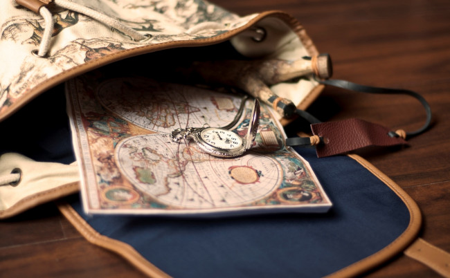 Обои картинки фото разное, глобусы, карты, сумка, карта, хронометр