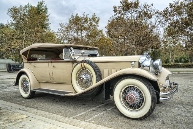 Обои картинки фото 1930 packard dual-cowl phaeton, автомобили, выставки и уличные фото, музей, экспозиция