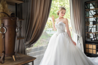 Картинка девушки -unsort+ невесты невеста платье праздник свадьба красотка