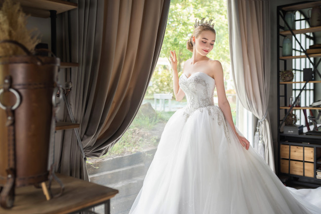 Обои картинки фото девушки, -unsort , невесты, невеста, платье, праздник, свадьба, красотка