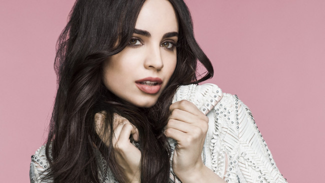 Обои картинки фото девушки, sofia carson, портрет