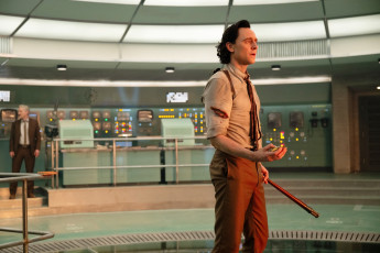 обоя loki , cериал 2021, кино фильмы, сериал, локи, фантастика, фэнтези, боевик, cериал, disney, второй, сезон, том, хиддлстон, tom, hiddleston