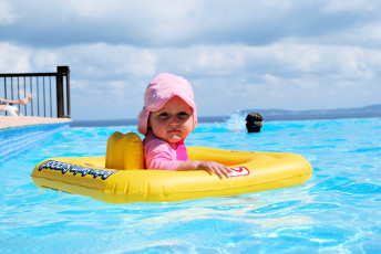 обоя разное, дети, ребенок, панамка, круг, бассейн