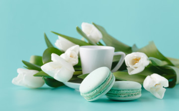 обоя еда, макаруны, лакомство, тюльпаны