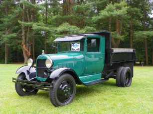 Картинка автомобили классика автомобиль