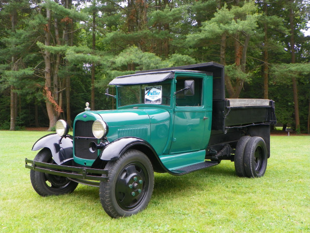 Обои картинки фото автомобили, классика, автомобиль