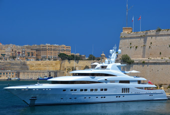 Картинка secret корабли Яхты суперяхта море