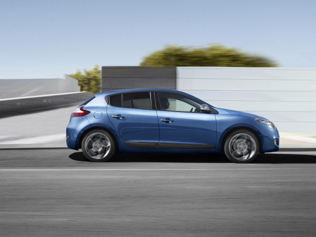 Обои картинки фото автомобили, renault, синий, mеgane, gt