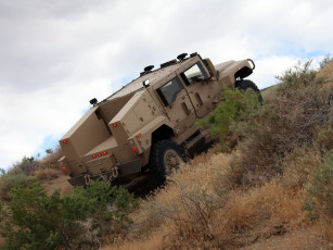 Картинка international+saratoga+2011 техника военная+техника военная