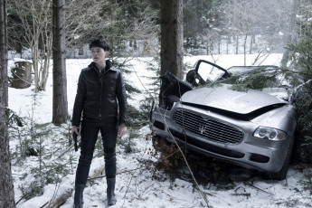 Картинка девушка +которая+застряла+в+паутине+ 2018 кино+фильмы the+girl+in+the+spider`s+web+ the girl in spiders web columbia pictures maserati claire foy lisbeth salander