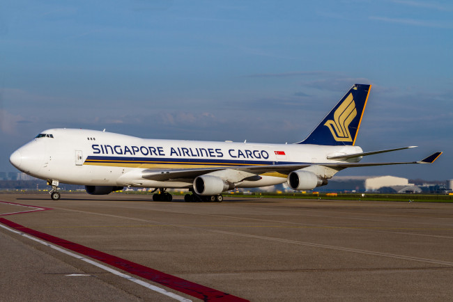 Обои картинки фото cargo boeing 747, авиация, грузовые самолёты, грузоперевозки