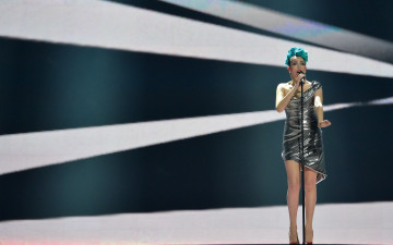 Картинка нина+зилли+ италия музыка -евровидение нина зилли певица сцена платье