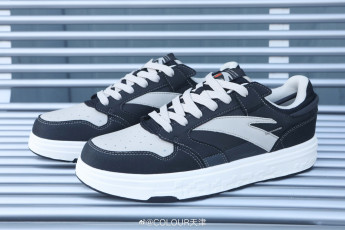 Картинка разное одежда +обувь +текстиль +экипировка кроссовки