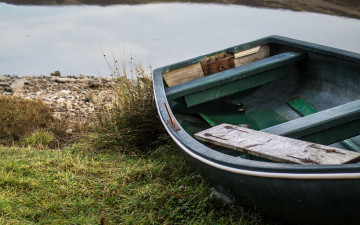 Картинка корабли лодки +шлюпки старая лодка