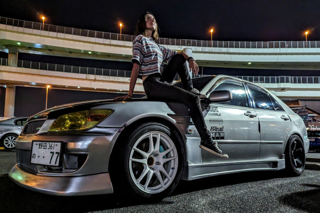 Обои картинки фото автомобили, -авто с девушками, toyota, altezza, turbo, drift
