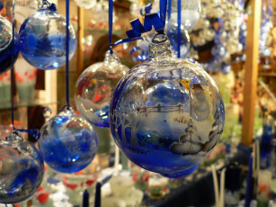 Картинка праздничные шарики