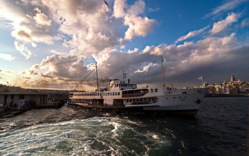 Картинка корабли теплоходы